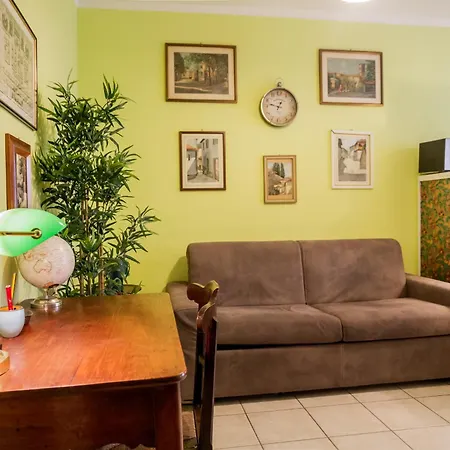 Il Cedro-15 Min Dalle Mura Wi-fi Private Parking Lucca